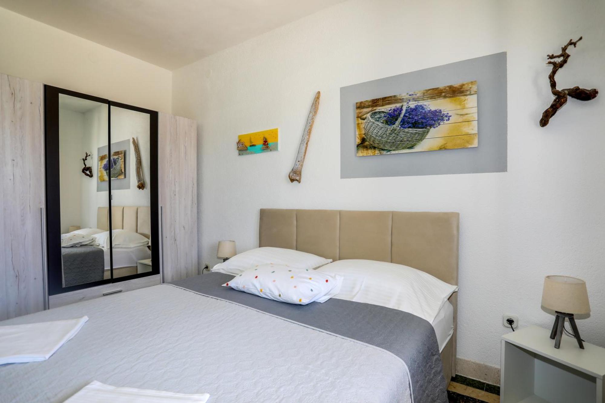 Juric 32 - Boutique Apartments Hvar Town Room photo
