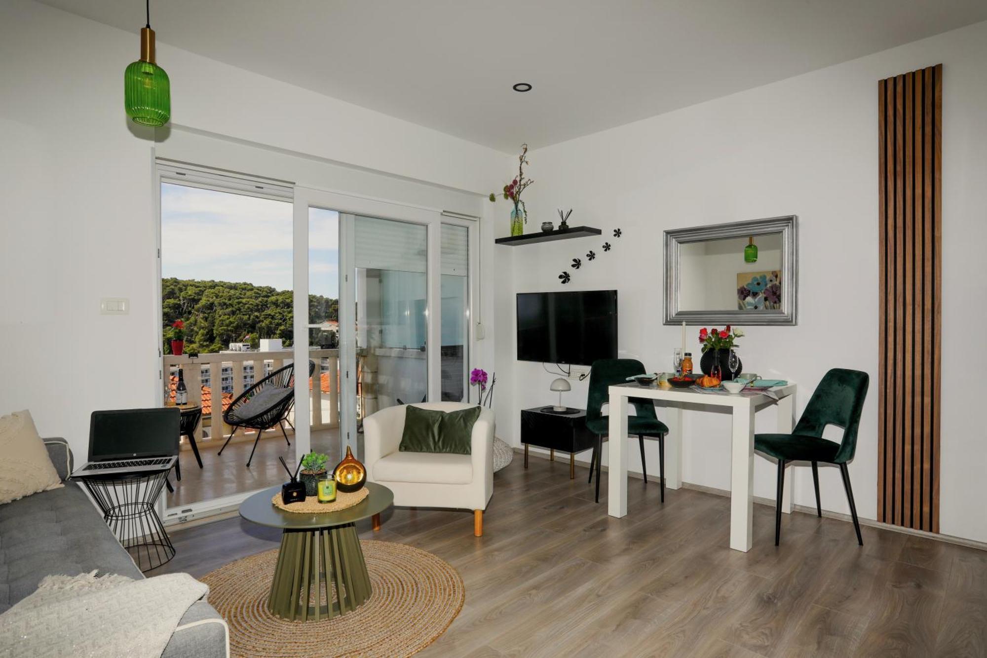 Juric 32 - Boutique Apartments Hvar Town Exterior photo